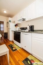 191 Kent St in Brookline, MA - Building Photo - Building Photo