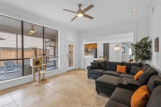 11123 Manorview Cir in Dallas, TX - Building Photo - Building Photo