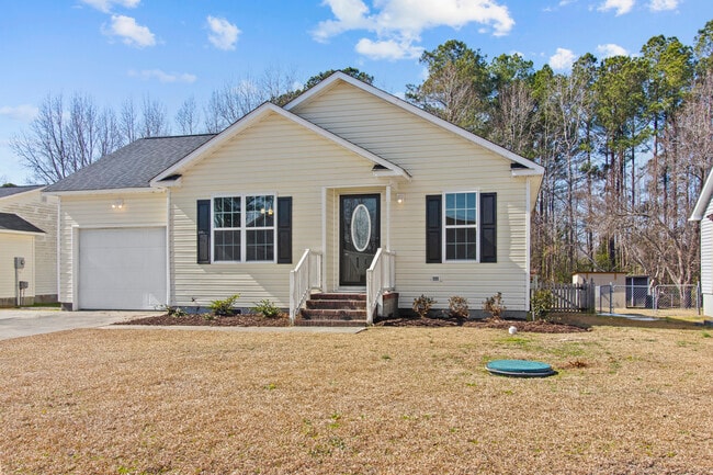 107 Luke Ct in New Bern, NC - Building Photo - Building Photo