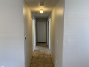 1438 N Hualpai Rd in Tucson, AZ - Building Photo - Building Photo