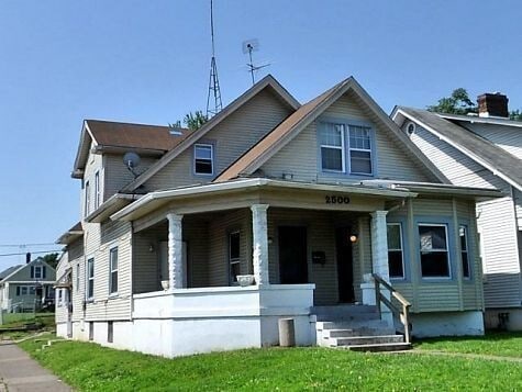property at 2500 W Oak St