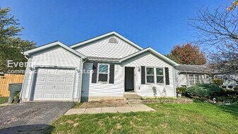 1475 Pineland Ct in Columbus, OH - Building Photo