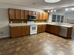 9328 Goldenview Dr in Fort Worth, TX - Building Photo - Building Photo