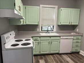 550 W 400 N in Salt Lake City, UT - Building Photo - Building Photo