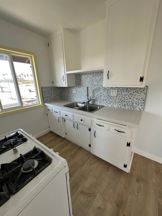 268 1/2 Oakford Dr, Unit None
