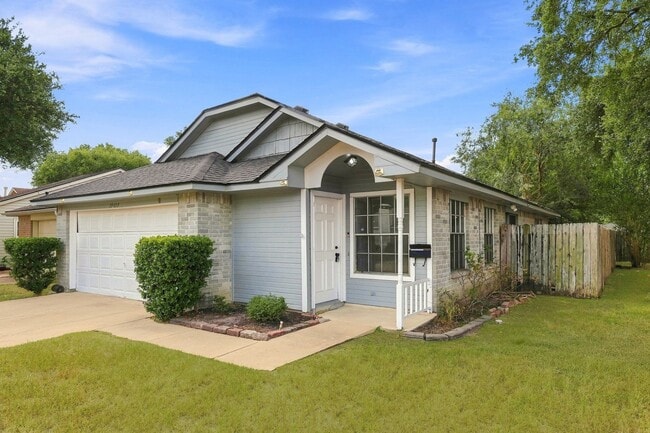 19459 Cypress Arbor Dr
