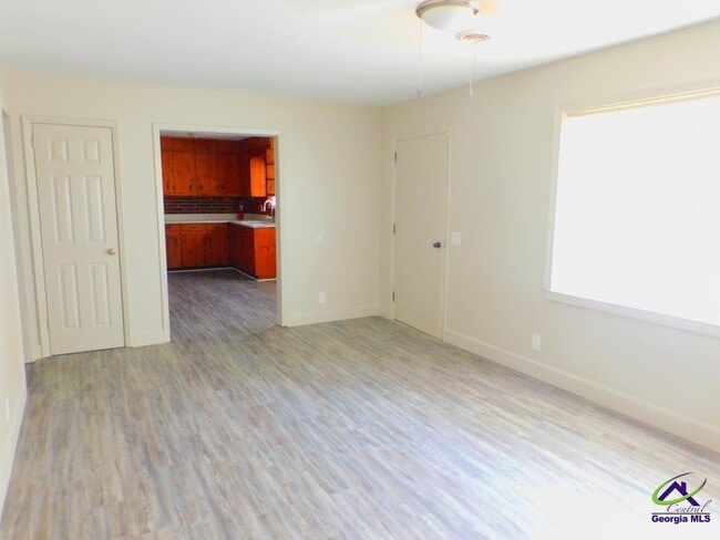 102 Madison Ave in Warner Robins, GA - Building Photo - Building Photo