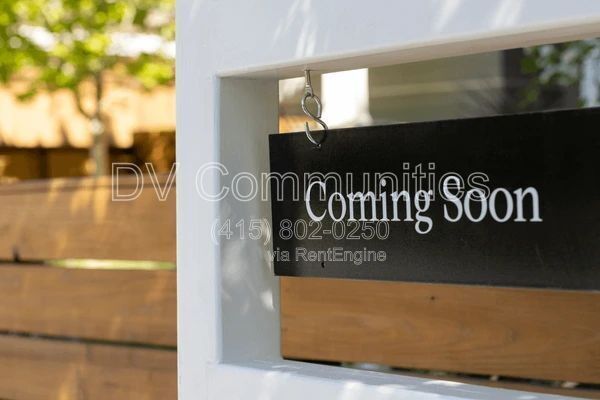 4101 W Pear St in Pearland, TX - Building Photo