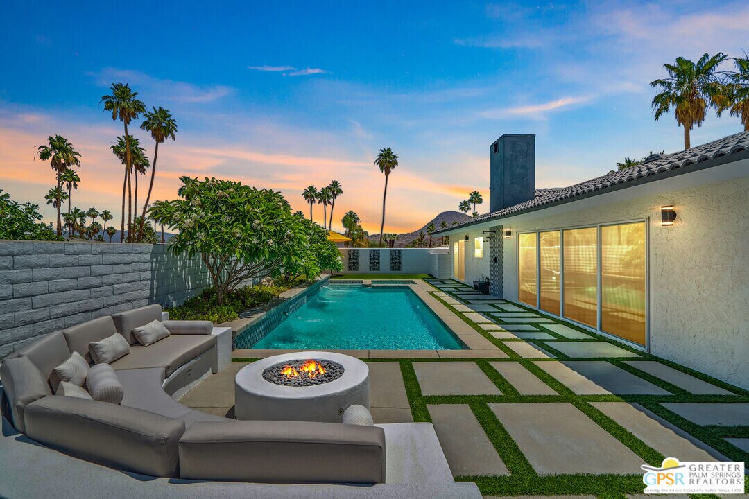73464 Little Bend Trail in Palm Desert, CA - Building Photo