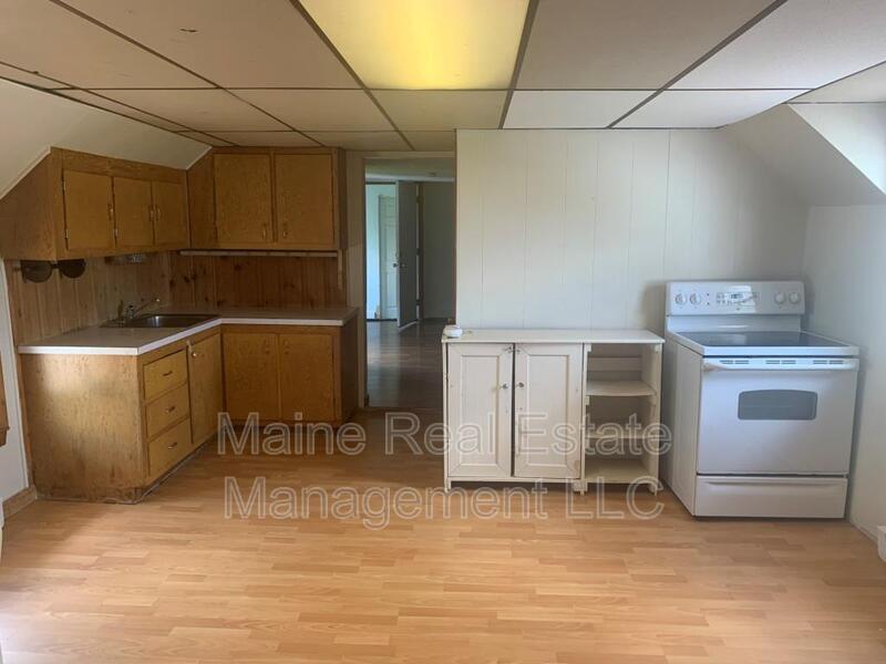 589 Main St Photo