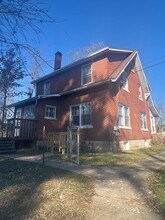 84 Colorado Ave in Westover, WV - Building Photo - Building Photo