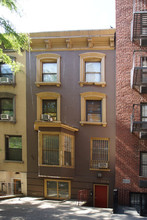 106 E 31st St in New York, NY - Building Photo - Building Photo