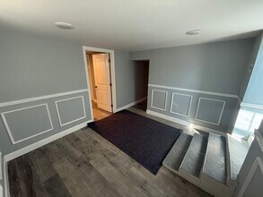 28 Albertina St in Quincy, MA - Building Photo - Building Photo