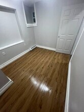 262 W Fisher Ave in Philadelphia, PA - Building Photo - Building Photo