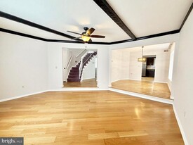 26 Allison Rd in East Windsor, NJ - Building Photo