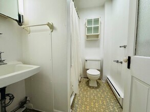 519 Market St, Unit 2nd Floor Apartment in Williamsport, PA - Foto de edificio - Building Photo