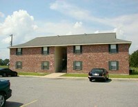 Building Photo - 705 11th St Apartments in Kinder, Louisiana
