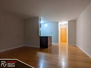 626 W Wrightwood Ave in Chicago, IL - Building Photo - Building Photo