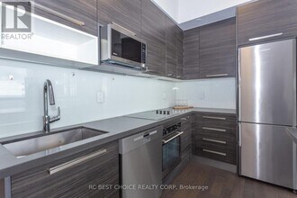 36 Park Lawn Rd in Toronto, ON - Building Photo - Building Photo