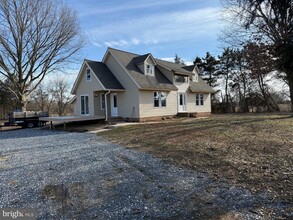 1590 Hoffman Home Rd in Littlestown, PA - Building Photo - Building Photo