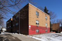 Broad Oak Apartments photo'