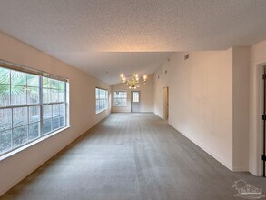 1039 E Maxwell St in Pensacola, FL - Building Photo - Building Photo