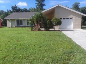 844 E Flag Ln in Kissimmee, FL - Building Photo