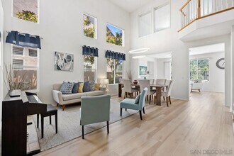 5329 Ruette De Mer in San Diego, CA - Building Photo - Building Photo