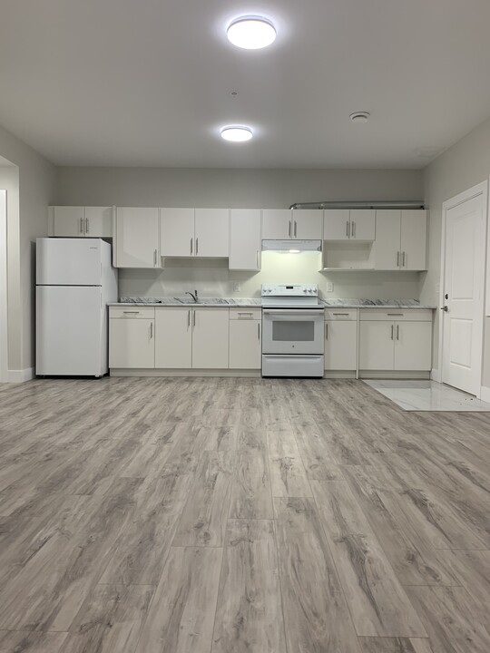 33938 Tooley Pl in Mission, BC - Building Photo