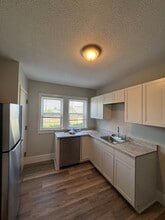 25 1/2 Porter St in Taunton, MA - Building Photo - Building Photo