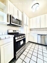 181 Claremont Ave in Long Beach, CA - Building Photo