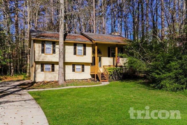 property at 2122 Cedar Creek Ln