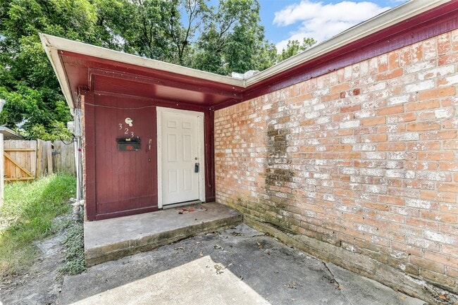 3231 Scotch Moss Ln in La Porte, TX - Building Photo - Building Photo