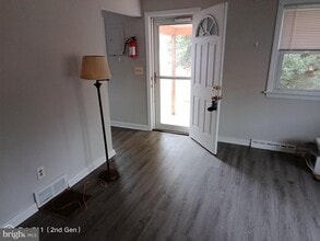 16 N Orchard St in Greenwich Township, NJ - Building Photo - Building Photo