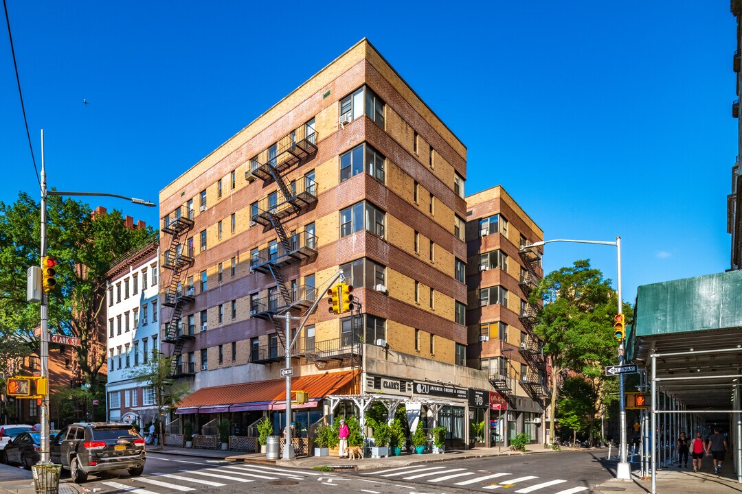 70-80 Clark St in Brooklyn, NY - Building Photo