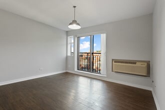 5411 N Winthrop Ave in Chicago, IL - Building Photo - Building Photo