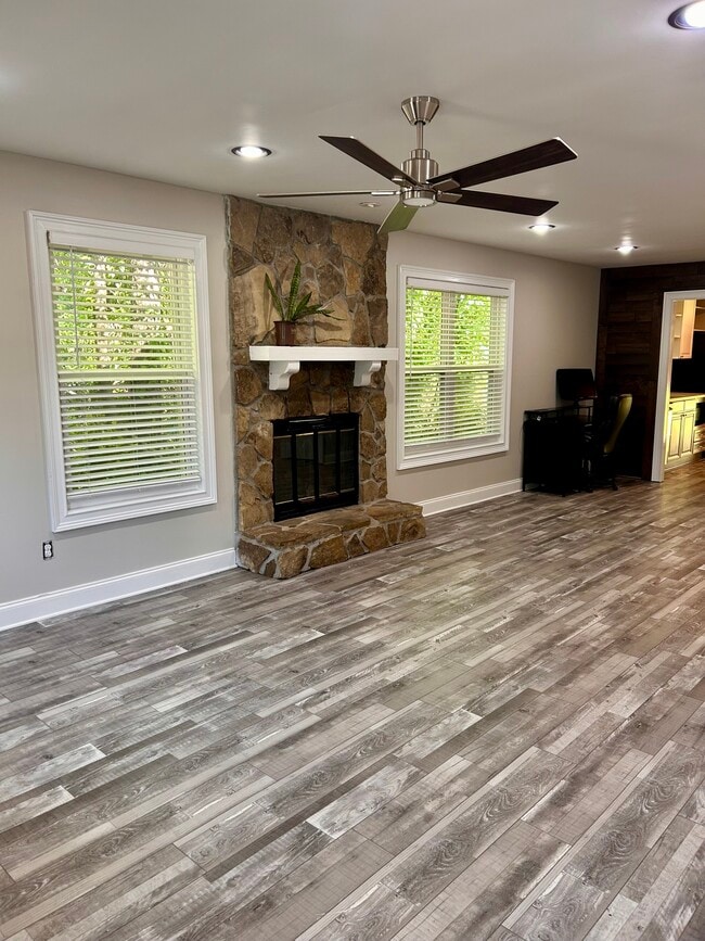 113 Jennifer Ln SW in Marietta, GA - Foto de edificio - Building Photo