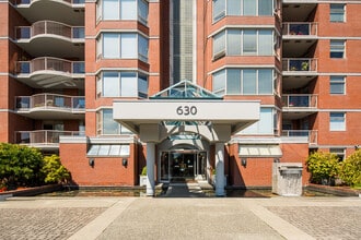 630 Montreal St in Victoria, BC - Building Photo - Building Photo