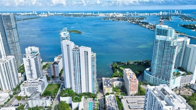 property at 2020 N Bayshore Dr