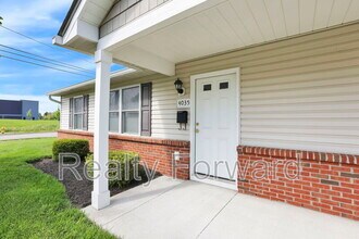 4038 Elm Creek Dr in Grove City, OH - Building Photo - Building Photo
