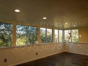 517 E Jackson St in Sonora, CA - Building Photo - Building Photo