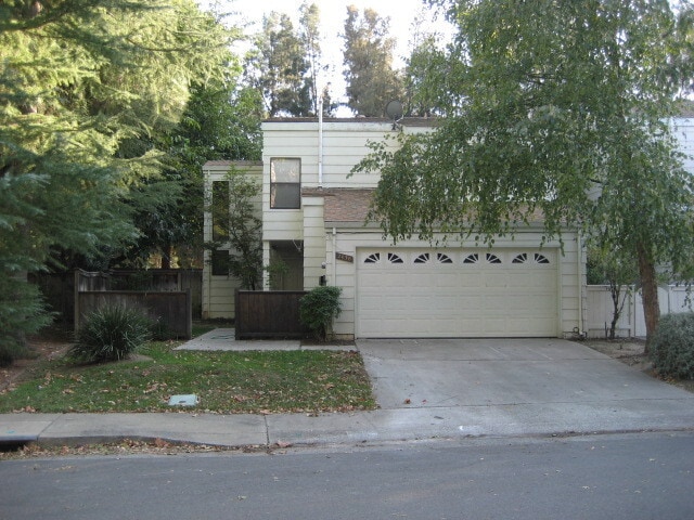 property at 2038 Renoir Ave