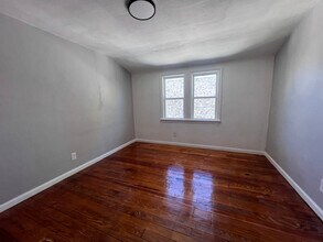 3321 E 146th St in Cleveland, OH - Building Photo - Building Photo