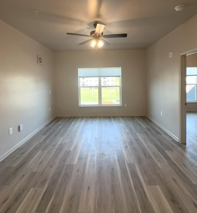 Platform Douglas in Douglas, GA - Building Photo - Building Photo