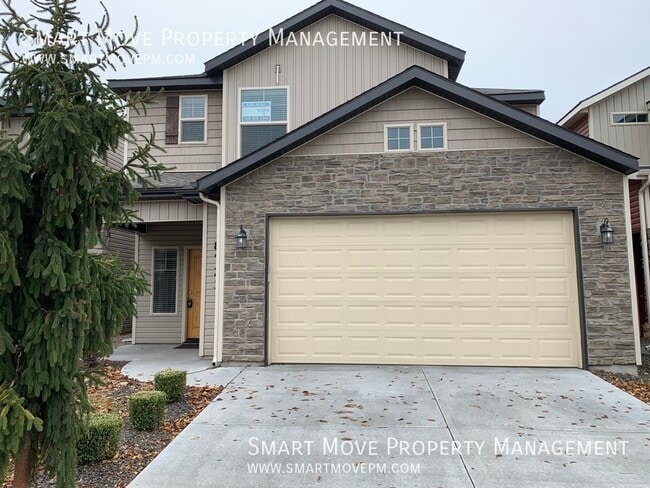 8723 W Pine Nut Ln in Boise, ID - Building Photo - Building Photo