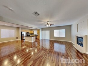 8081 Celina Hills St in Las Vegas, NV - Building Photo - Building Photo