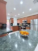 150 SW 97th Ave in Pembroke Pines, FL - Building Photo - Building Photo