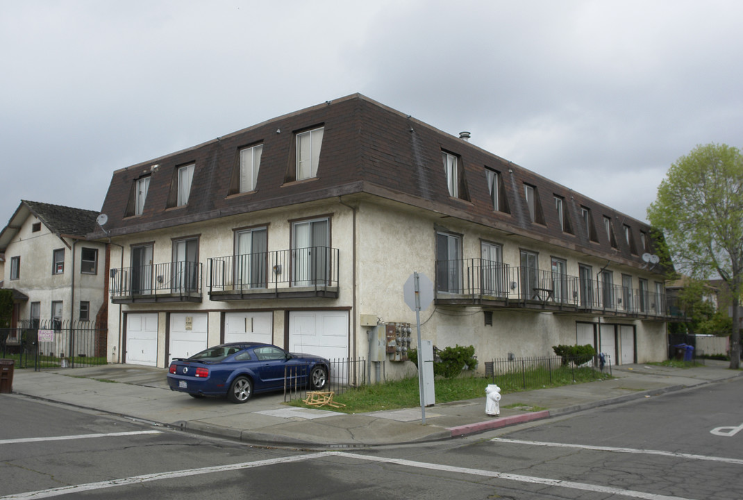 533 Nevin Ave in Richmond, CA - Foto de edificio