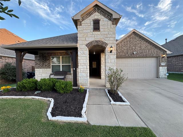 929 Basket Willow Terrace in Haslet, TX - Building Photo