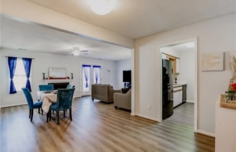 3813 Lamplighter Ct in Portsmouth, VA - Foto de edificio - Building Photo